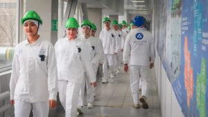 Студенты знакомятся с работой Смоленской АЭС