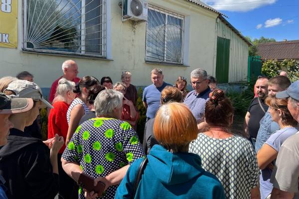 Александр Новиков совершает обход Заднепровского района в рабочем порядке