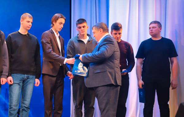 Молодые специалисты на Смоленской АЭС: залог успешного будущего атомной энергетики