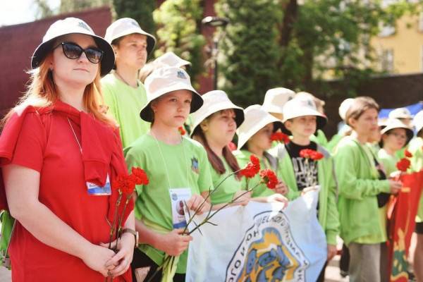 Старт международного спортивно-туристского слета  Старт международного спортивно-туристского слета