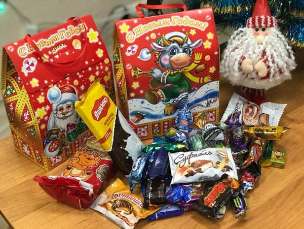 Новогодние подарки. Отдел социальной защиты населения в Рославльском районе информирует