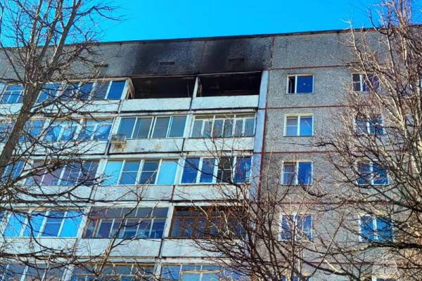 В результате дневного пожара в Ярцеве пострадали две квартиры