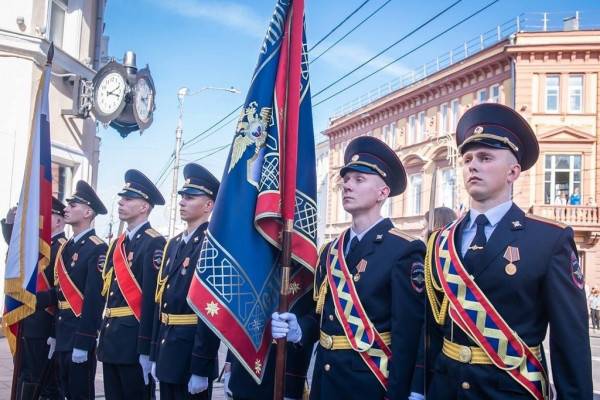 Василий Анохин поздравил сотрудников ОВД с профессиональным праздником