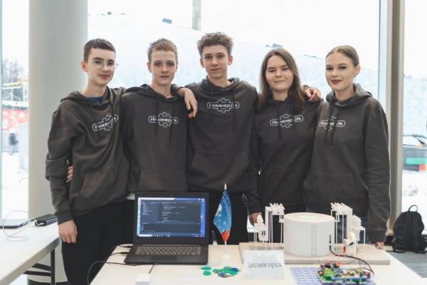 Школьники представляют инновационные проекты по атомной энергетике на Смоленской АЭС