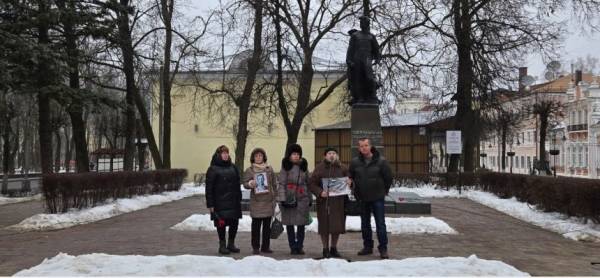 В Смоленске отметили 100-летие со дня рождения Владимира Куриленко В Смоленске отметили 100-летие со дня рождения Владимира Куриленко