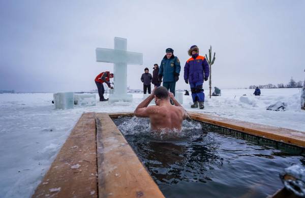 Погружение в прорубь