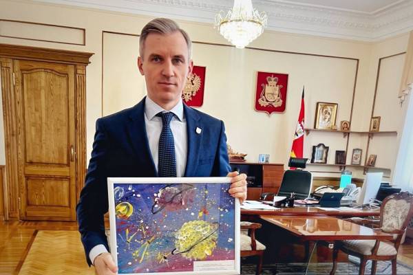 Подарок ко Дню космонавтики от юной художницы Подарок ко Дню космонавтики от юной художницы