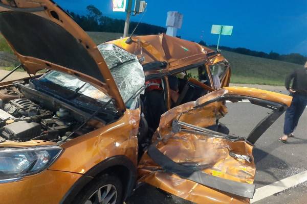 Стали известны подробности аварии в Вяземском районе с участием трех транспортных средств