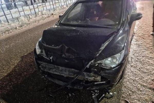 В Рославле произошла авария с участием трёх автомобилей В Рославле произошла авария с участием трёх автомобилей