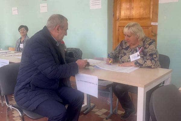 Сергей Неверов отдал свой голос за будущее