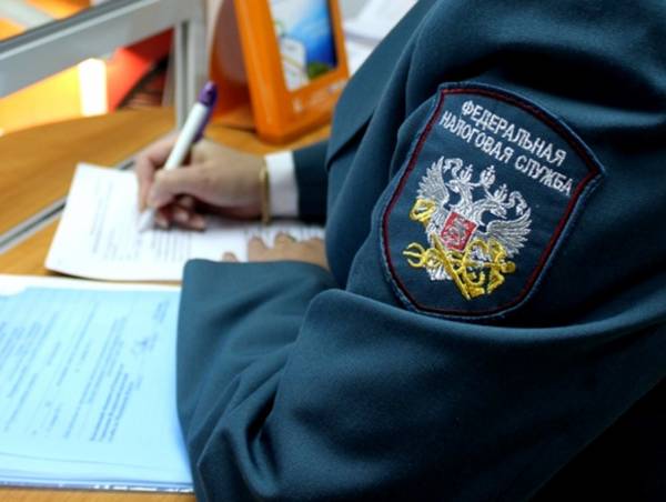 Участники вебинара узнали об ответственности КИК, вопросах легализации зарплаты и исключении ошибок в декларации о доходах
