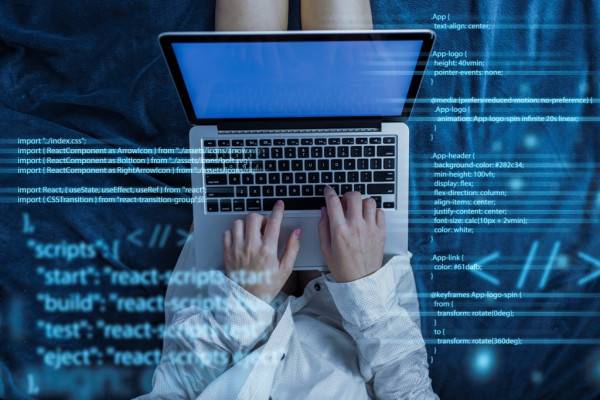 Смоленская компания, занимающаяся IT-разработками, была признана лучшей в стране по созданию программного обеспечения для крупных корпораций