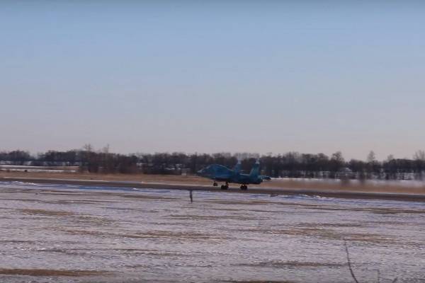 Истребители-бомбардировщики Су-34 нанесли удар по укрепрайону ВСУ