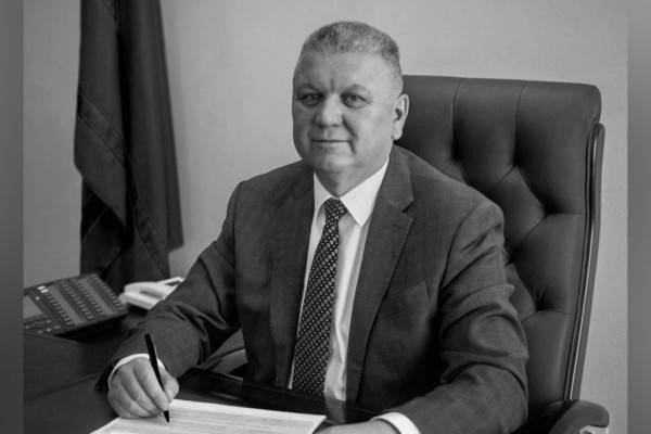 Марат Хуснуллин выразил соболезнования по поводу смерти Алмаза Ахметшина