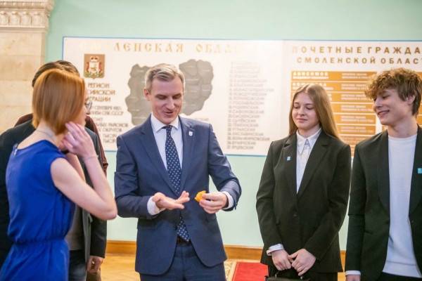 Губернатор встретился с победителями программы для молодых предпринимателей «Я в деле»