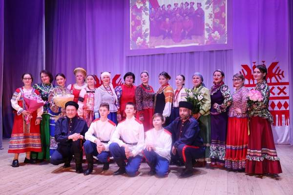 Концерт ансамбля «Ростислав»: душевные русские народные песни