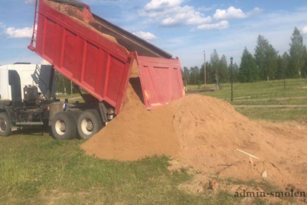 В Духовщинском районе продолжается осуществление национального проекта «Жилье и городская среда»