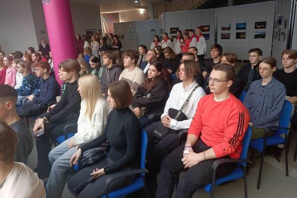 Международные общественно-научные чтения им. Ю. Гагарина - Космос ближе чем кажется!