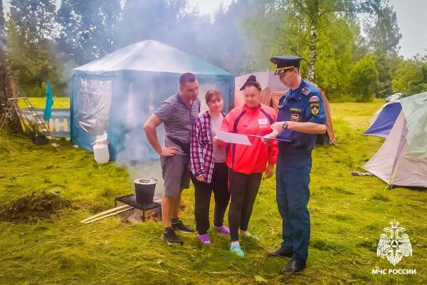 Туристический слет в Ярцевском районе был под контролем сотрудников Смоленского МЧС