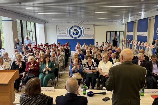 Форум в Смоленске: память о героях прошлого Форум в Смоленске: память о героях прошлого