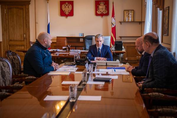 Врио Губернатора Смоленской области провёл рабочую встречу с начальником ФКУ Упрдор Москва - Бобруйск