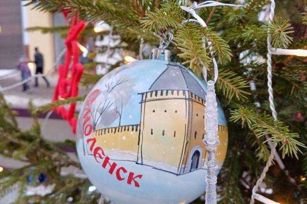 Смоленщина участвует во Всероссийском фестивале ёлок в Кирове Смоленщина участвует во Всероссийском фестивале ёлок в Кирове