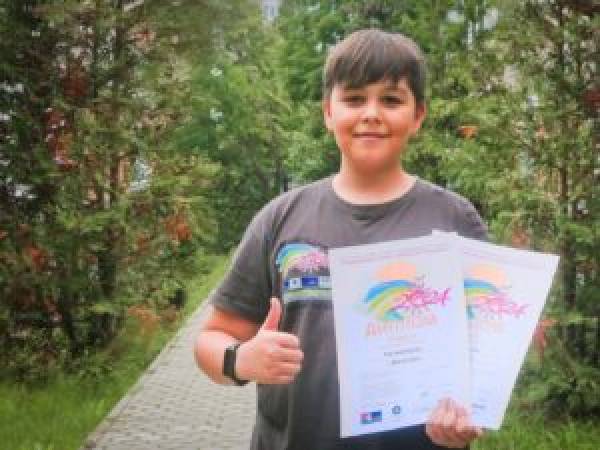 Юный десногорец стал призером экологического детского форума, который является частью проекта «Территория успеха: в объятиях природы», и все это происходит на Смоленской АЭС Юный десногорец стал призером экологического детского форума, который является частью проекта «Территория успеха: в объятиях природы», и все это происходит на Смоленской АЭС