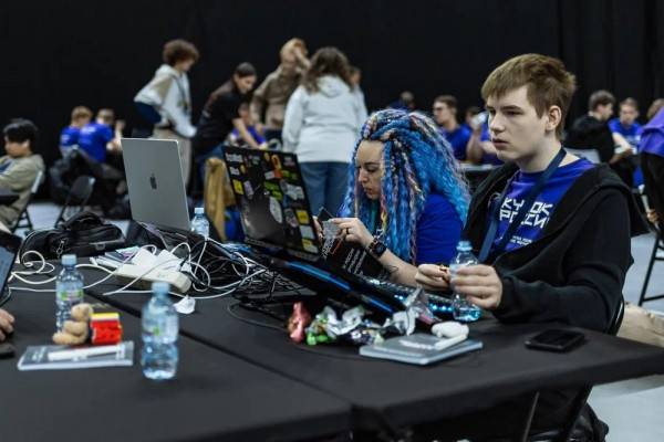 Кубок России по спортивному программированию стартовал в Смоленске