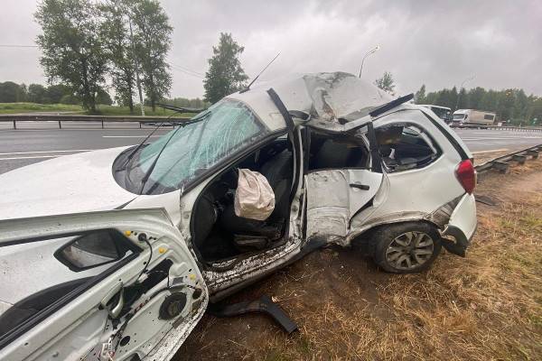 Авария с участием Lada Granta в Смоленской области Авария с участием Lada Granta в Смоленской области