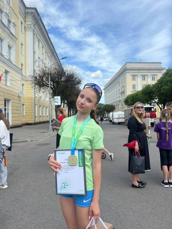 Отличные результаты рославльских спортсменок на спортивных соревнованиях