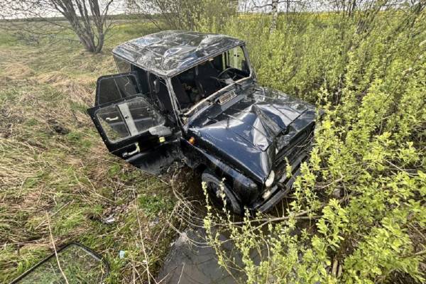 ДТП с участием УАЗ и трактора в Смоленской области