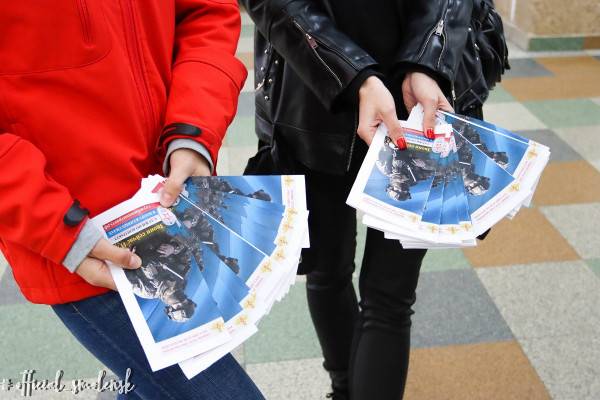 Смолян продолжают информировать о возможности службы по контракту