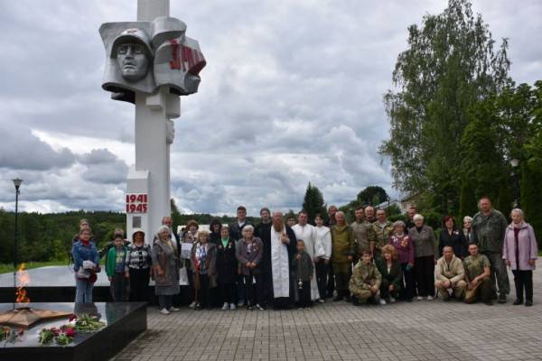 Торжественная встреча малолетних узников концлагерей в Смоленской области