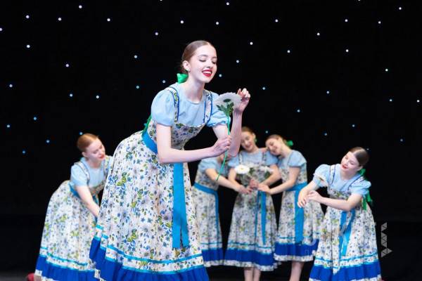 Коллектив народного творчества «Васильковая страна» привёз победу из Липецка 