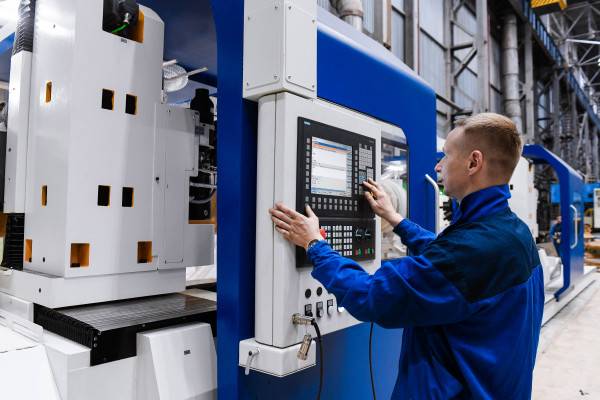 На всероссийском уровне была отмечена поддержка смоленских промышленных предприятий