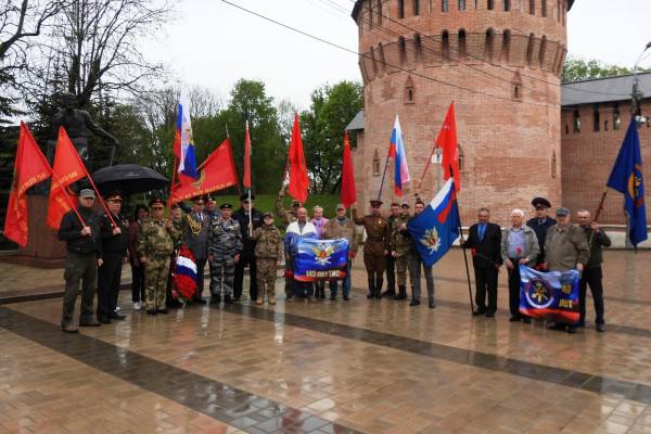 Жители Смоленска стали участниками патриотического автопробега «Дорогами памяти, дорогами славы»