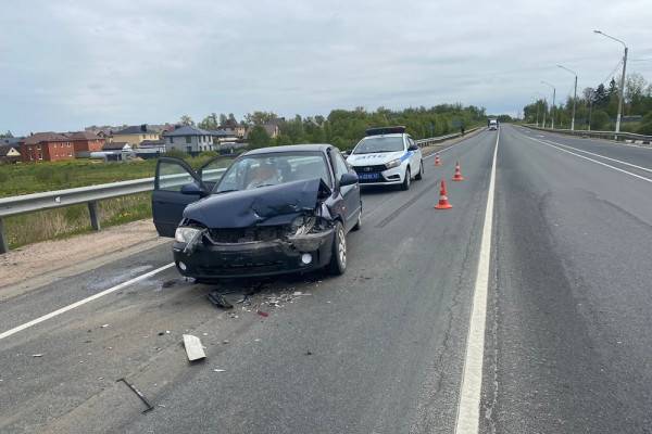 В результате аварии в Смоленском районе пострадали два человека