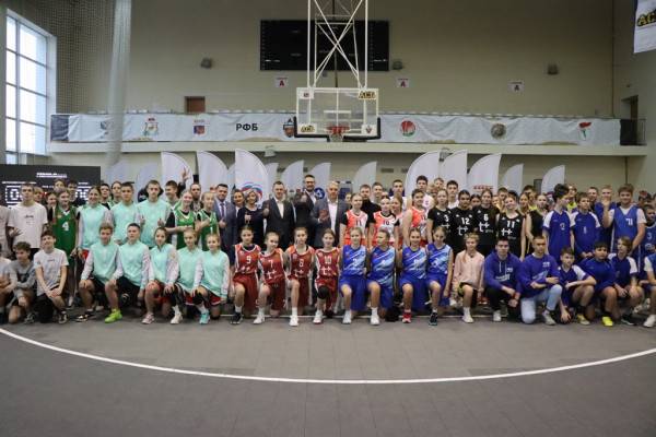 Фестиваль детского дворового баскетбола стартовал в Смоленске Фестиваль детского дворового баскетбола стартовал в Смоленске