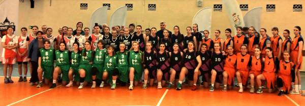 Баскетбольные надежды Рославля: упорство и спортивный рост на областных соревнованиях