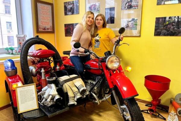 Смоленский музей пожарных и спасателей посетили очередные гости