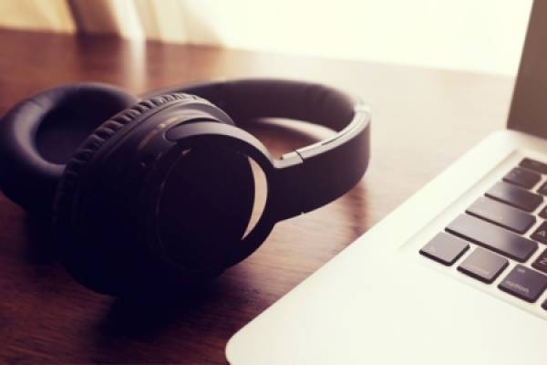 О льготах, предусмотренных для участников СВО и членов их семей, рассказали на вебинаре