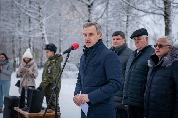 Василий Анохин сообщил об открытии отделения авиационной техники в Смоленском филиале МЭИ