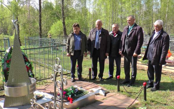 Благоустройство военных мемориалов вокруг Десногорска