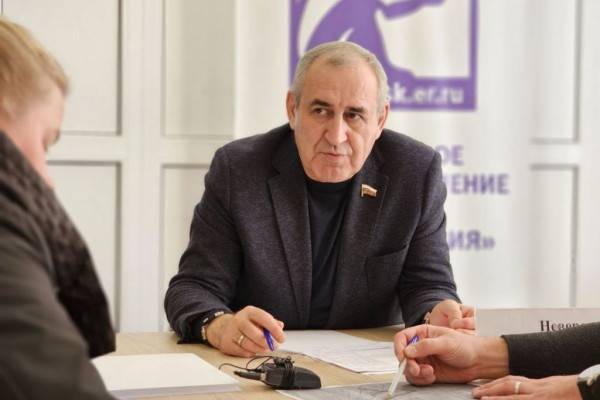 Встреча депутата Сергея Неверова с жителями Демидовского района Встреча депутата Сергея Неверова с жителями Демидовского района