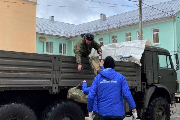 Смоленские единороссы отправили в зону СВО «КАМАЗ» с оборудованием