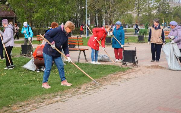 Субботник в Десногорске: чистота и единство