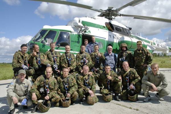 Люди из СОБРа, которые работают на таможне в Смоленске, защищают экономические интересы нашей страны