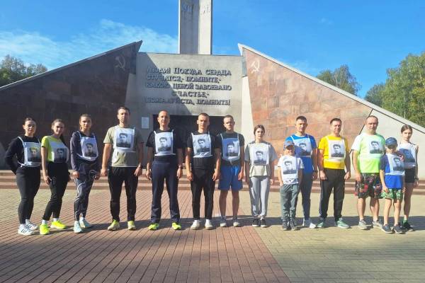 Представители смоленского УФСИН приняли участие в «Кроссе памяти» Представители смоленского УФСИН приняли участие в «Кроссе памяти»