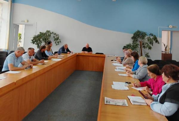 Заседание комиссии по вопросам ЖКХ и местного самоуправления