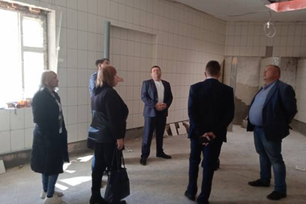 В Дорогобуже продолжается строительство общественной бани